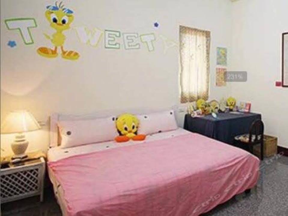 Bed and Breakfast 11 House Erlin Esterno foto