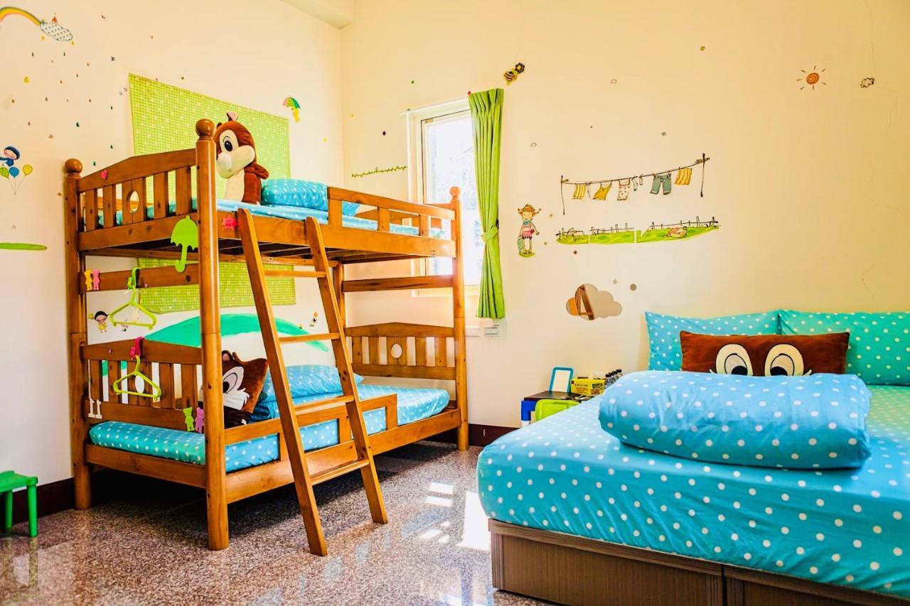 Bed and Breakfast 11 House Erlin Esterno foto